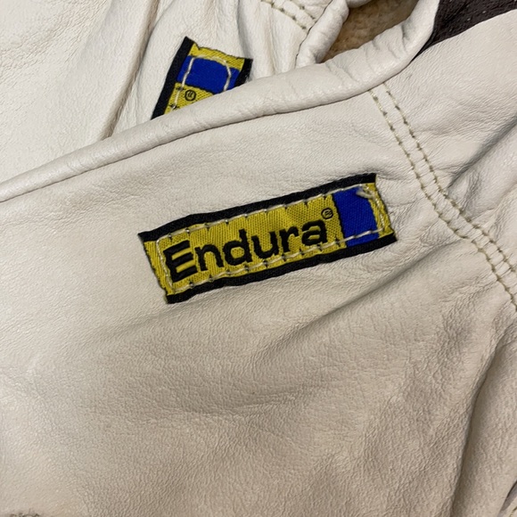 NWOT leather gloves - Picture 2 of 4